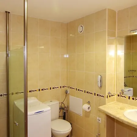 First Line 1 Apartamento *