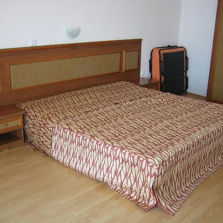 Apartamento First Line 1