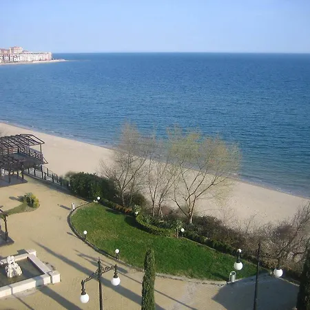 First Line 1 * Sveti Vlas